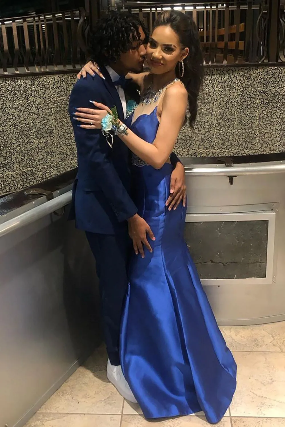 Dark Blue 2-Piece Notched Lapel Prom Suits